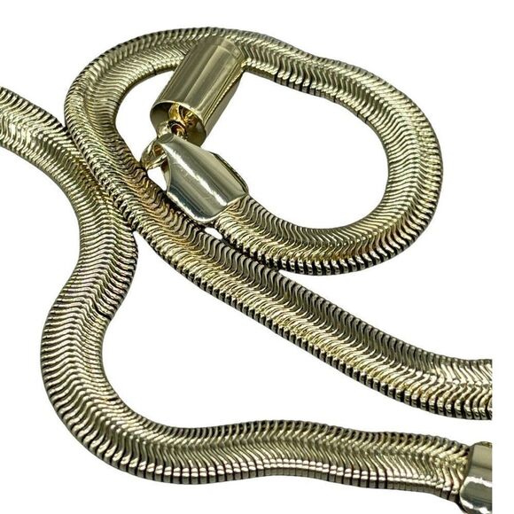 H by Halston Necklace Knot Bar Snake Chain Yellow Gold Tone 18" Magnetic Closure - Picture 9 of 12